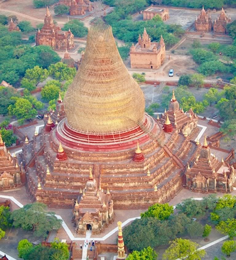 Stupas and pagoda’s in Bagan
