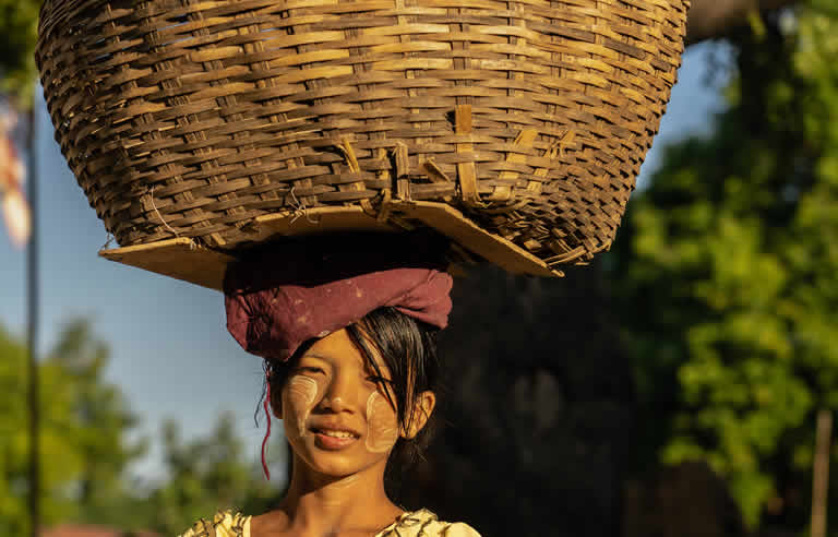 Irrawaddy River from Bagan to Mandalay 1