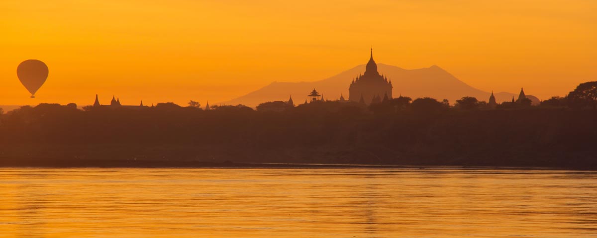 Pandaw Sunset Pagan 5