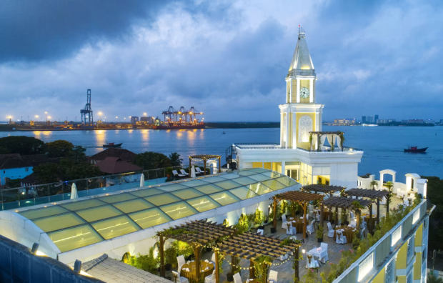 Fragrant Nature Hotel