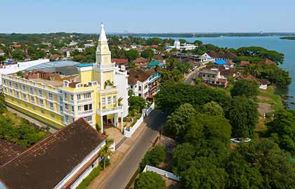 Fragrant Nature Hotel