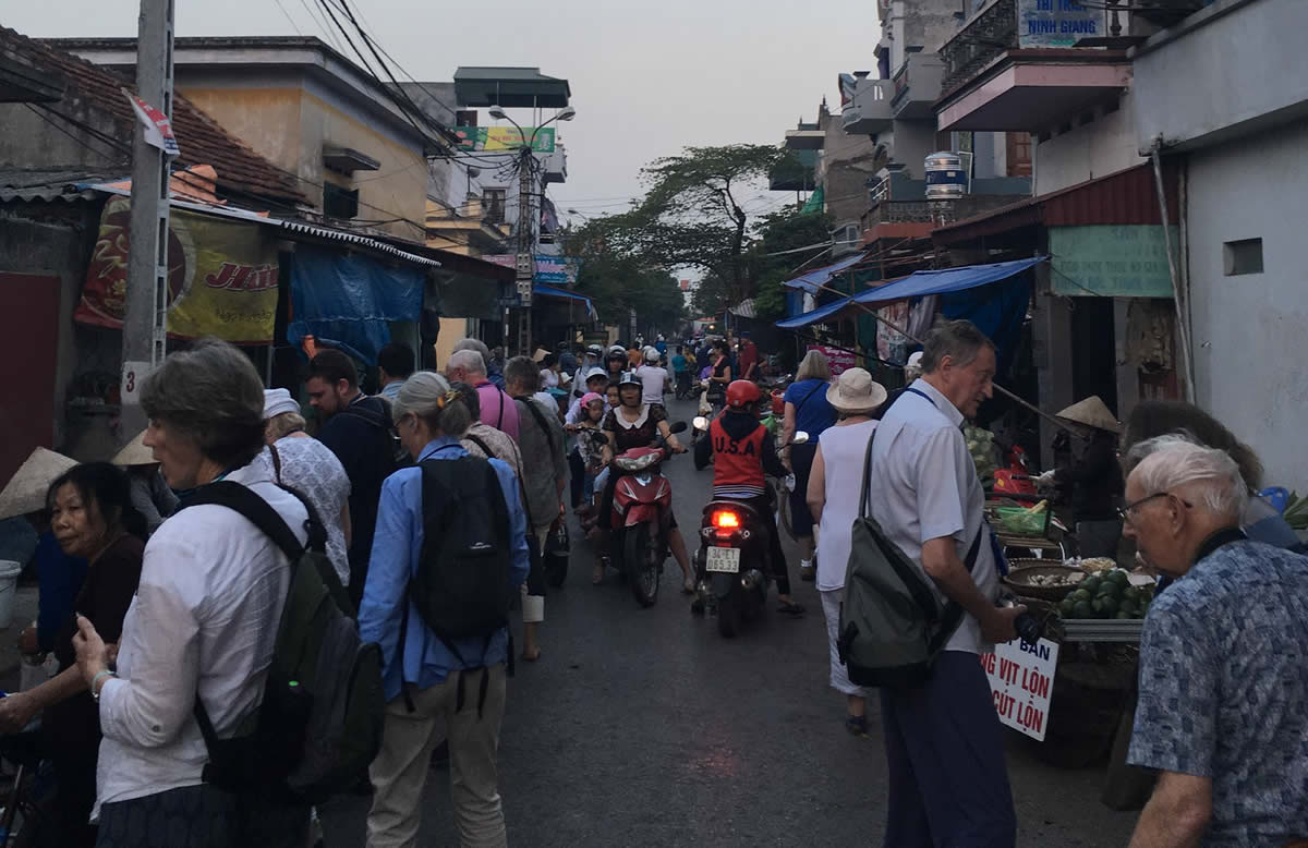 Busy street on a walking tour of Ninh Giang