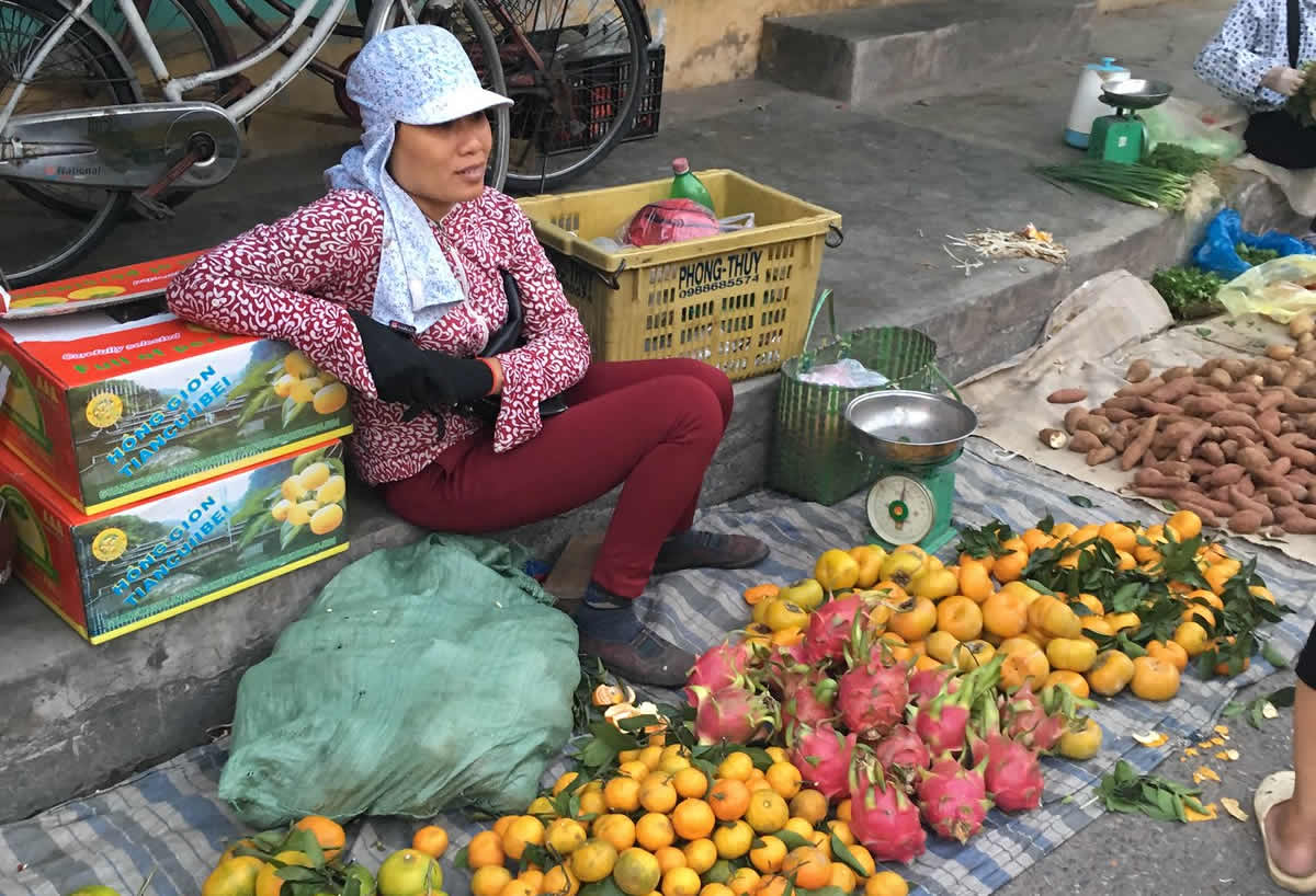 Locals selling fresh produce on the streets of Ninh Giang