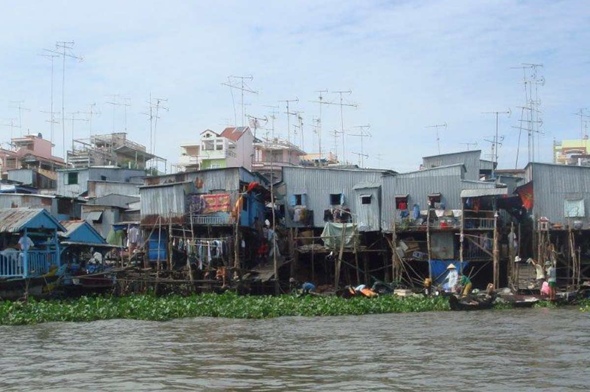 Vinh Long waterfront